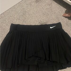 Nike Black Pleated Skirt tennis golf women’s xl